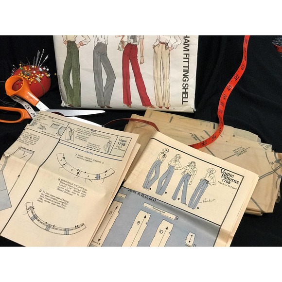 Vogue Pattern 1798 Measure-Free Gingham Fitting Shell Pants On-Trend Style - Picture 8 of 10